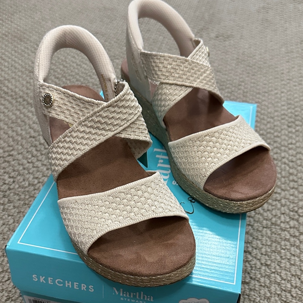 Skechers Women's Tan Wedge Sandals